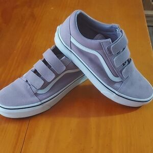 Adorable Lilac VELCRO Vans